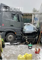 ДТП на автобане А6 в Германии – 18 поврежденных автомобилей