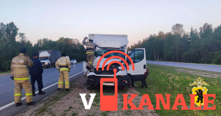 В Ярославской области на М-8 столкнулись два грузовика