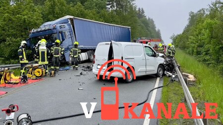 Германия: Легковой автомобиль столкнулся с грузовиком со смертельным исходом в Эльтерляйне