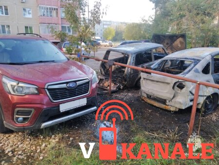 Житель Прикамья пытался слить бензин с чужой машины и устроил пожар