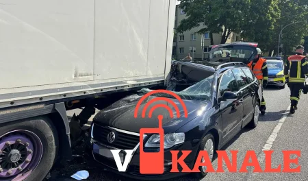 Германия: Пенсионер не заметил припаркованный грузовик