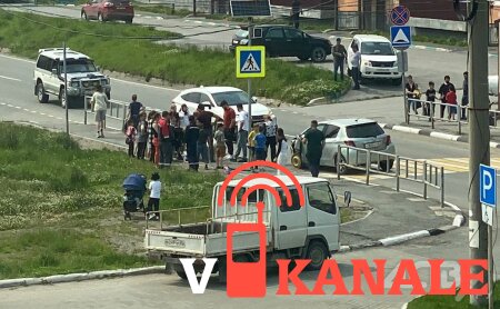 Сахалинская область: Автомобиль сбил девочку на пешеходном переходе в Невельске